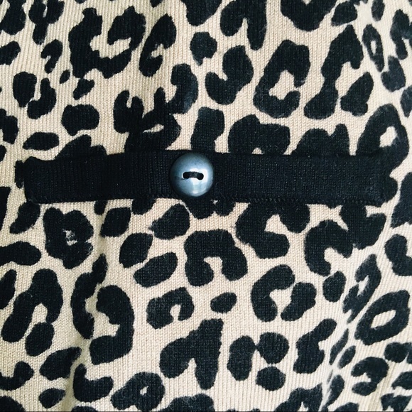 Carolyn Taylor Ladies Lg Leopard Print Soft Cozy Knit Lightweight Sweater NWOT - Picture 4 of 13